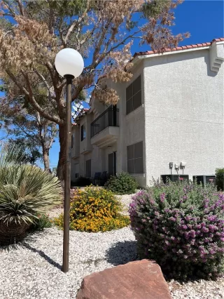 Photo #1: 2546356 Listing 