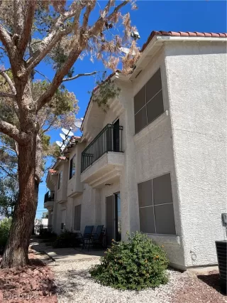 Photo #2: 2546356 Listing 