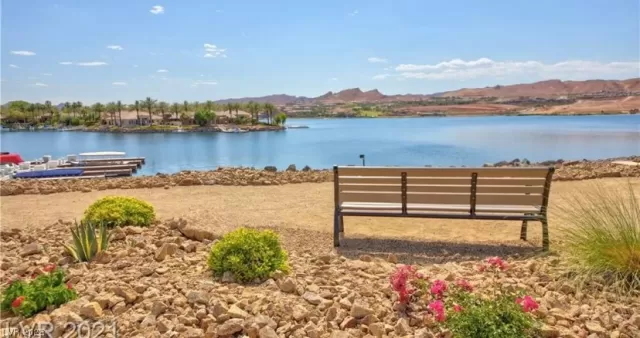 MLS: 2546365 Condo For Sale