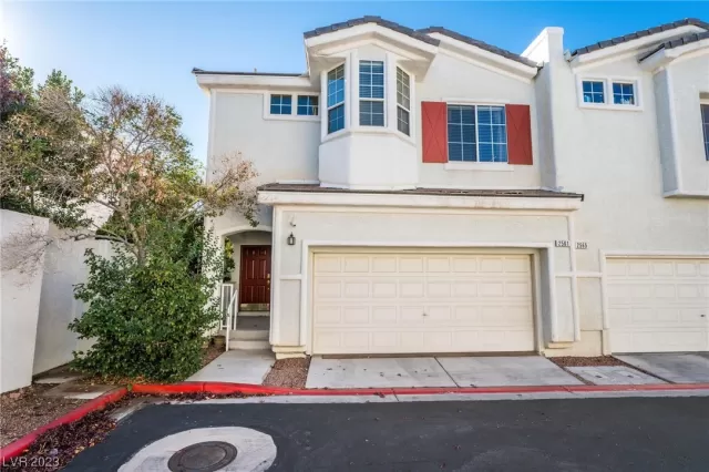 MLS: 2546373 Condo For Sale