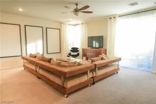 Photo #1: 2546390 Listing 