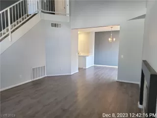 Photo #3: 2546407 Listing 