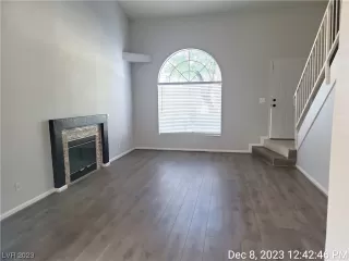 Photo #4: 2546407 Listing 