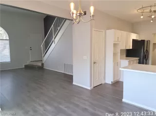 Photo #6: 2546407 Listing 