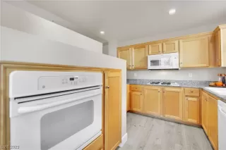 Photo #3: 2546417 Listing 