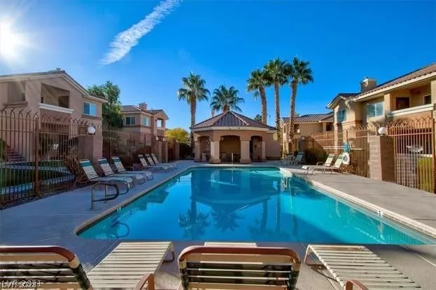 MLS: 2546421 Condo For Sale