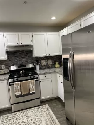 Photo #2: 2546441 Listing 