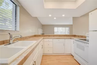 Photo #5: 2546450 Listing 