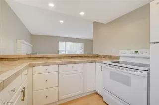 Photo #6: 2546450 Listing 