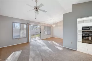 Photo #4: 2546468 Listing