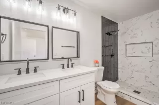 Photo #4: 2546474 Listing