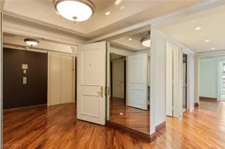 Photo #1: 2546478 Listing 