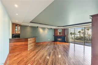 Photo #5: 2546478 Listing 