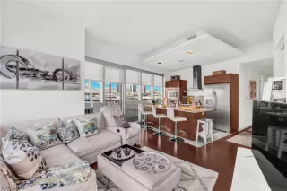 Photo #3: 2546482 Listing 