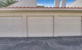 Photo #2: 2546487 Listing