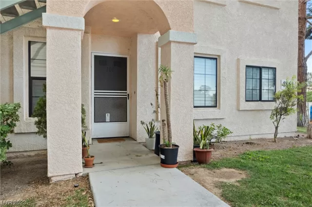 MLS: 2546493 Condo For Sale