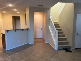 Photo #6: 2546504 Listing 