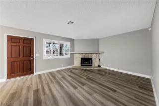 Photo #1: 2546565 Listing