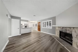 Photo #2: 2546565 Listing