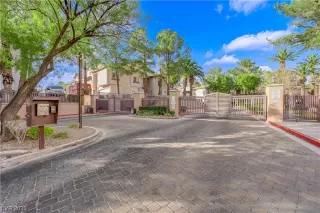 Photo #3: 2546567 Listing 