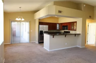 Photo #3: 2546582 Listing 