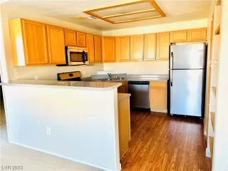 Photo #4: 2546584 Listing 