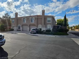 Photo #3: 2546603 Listing 