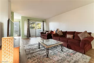 Photo #6: 2546604 Listing