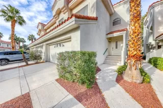 Photo #1: 2546613 Listing