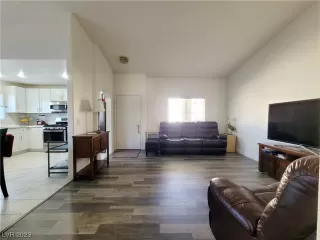 Photo #2: 2546625 Listing 