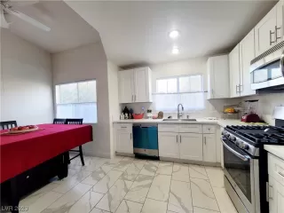 Photo #4: 2546625 Listing 