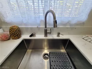 Photo #5: 2546625 Listing 