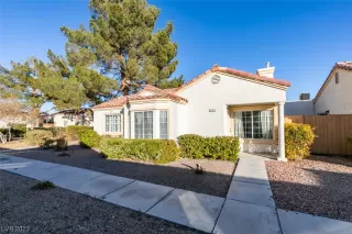 Photo #1: 2546656 Listing