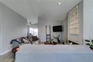 Photo #5: 2546656 Listing