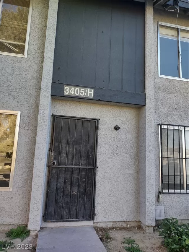 MLS: 2546710 Condo For Sale