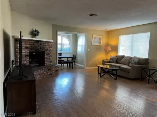 Photo #3: 2546743 Listing 