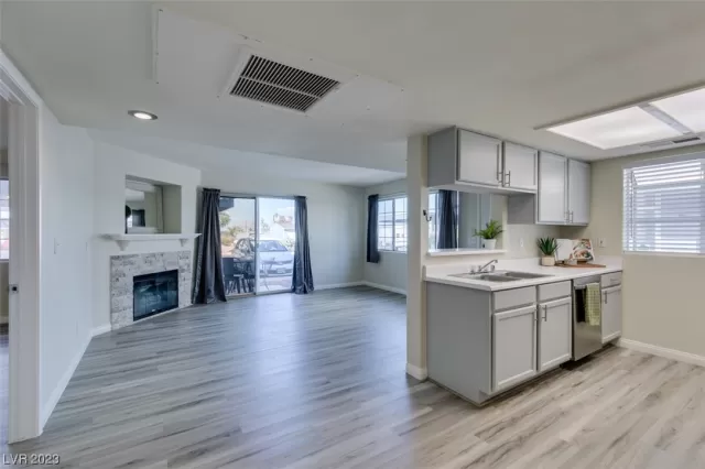 MLS: 2546746 Condo For Sale