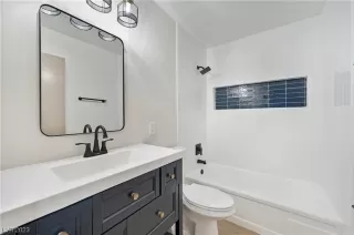 Photo #5: 2546759 Listing 