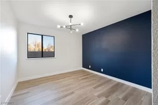 Photo #6: 2546759 Listing 