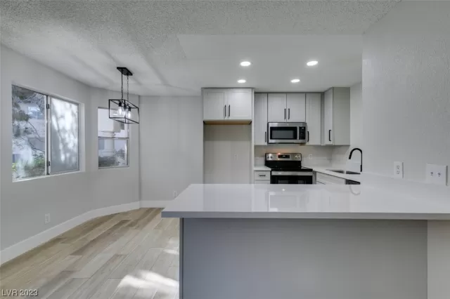 MLS: 2546769 Condo For Sale