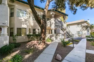 Photo #3: 2546769 Listing