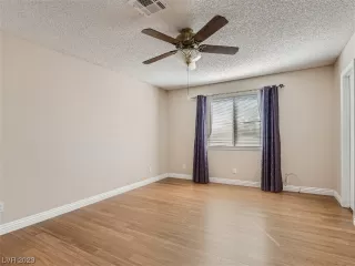 Photo #5: 2546808 Listing 