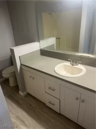 Photo #3: 2546816 Listing