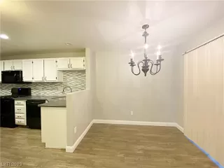 Photo #5: 2546838 Listing 