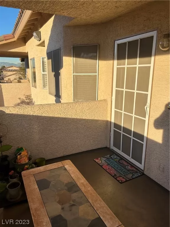 MLS: 2546871 Condo For Sale