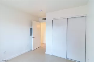 Photo #5: 2546940 Listing 