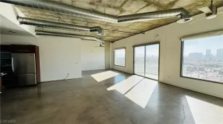 Photo #1: 2546947 Listing 