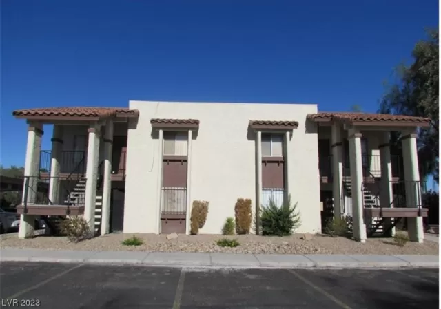 MLS: 2546952 Condo For Sale