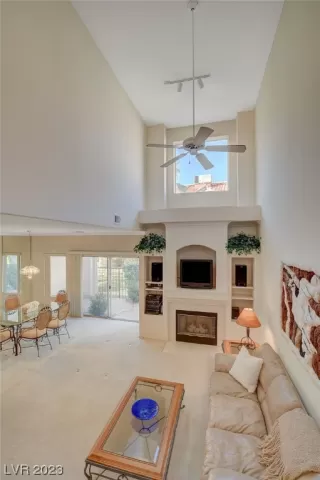 Photo #5: 2546995 Listing 