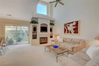 Photo #6: 2546995 Listing 